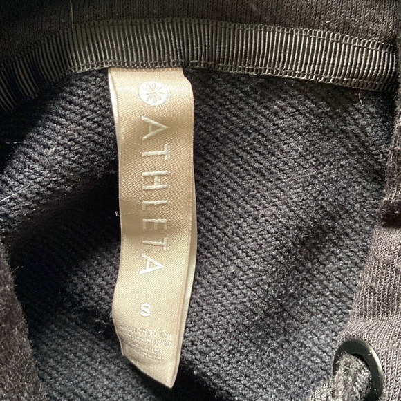Athleta Women’s Cropped Hoodie - Picture 2 of 4